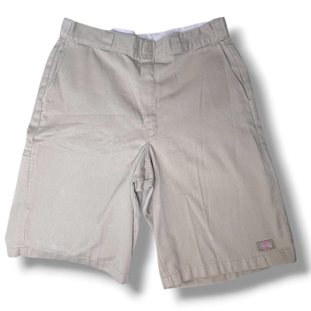 Vintage Men's Dickie's Tan Khaki Long Skate Shorts 36
